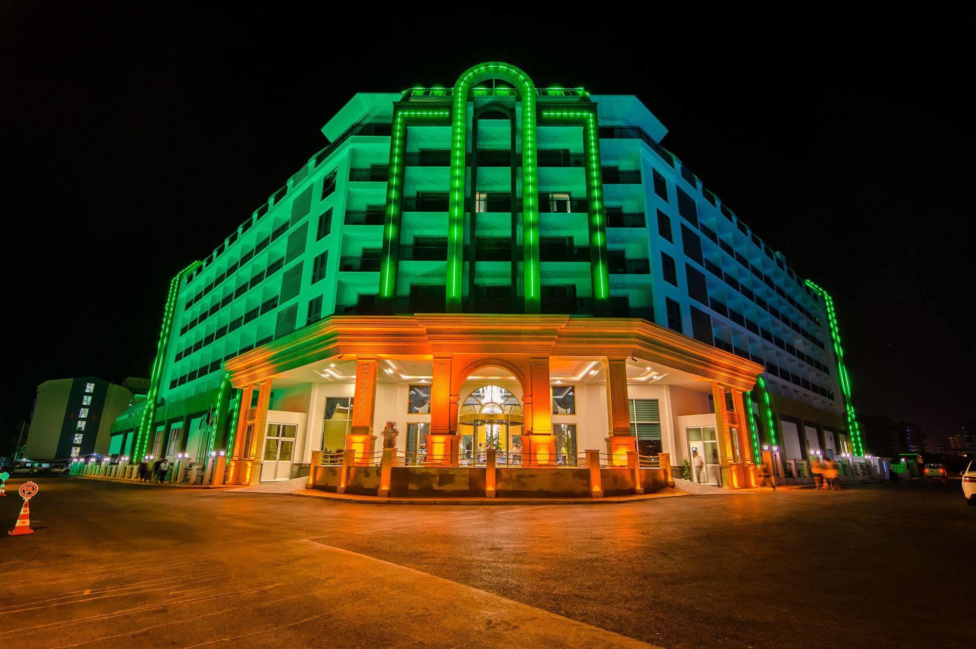 The Lumos Deluxe Resort Hotel Kargicak  Exterior photo